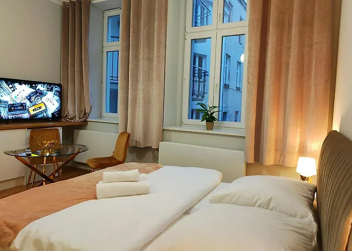 Studio Deluxe